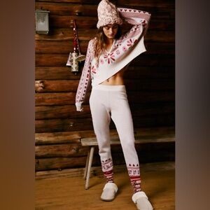 Free People Cocoa Kisses Set Holiday Combo